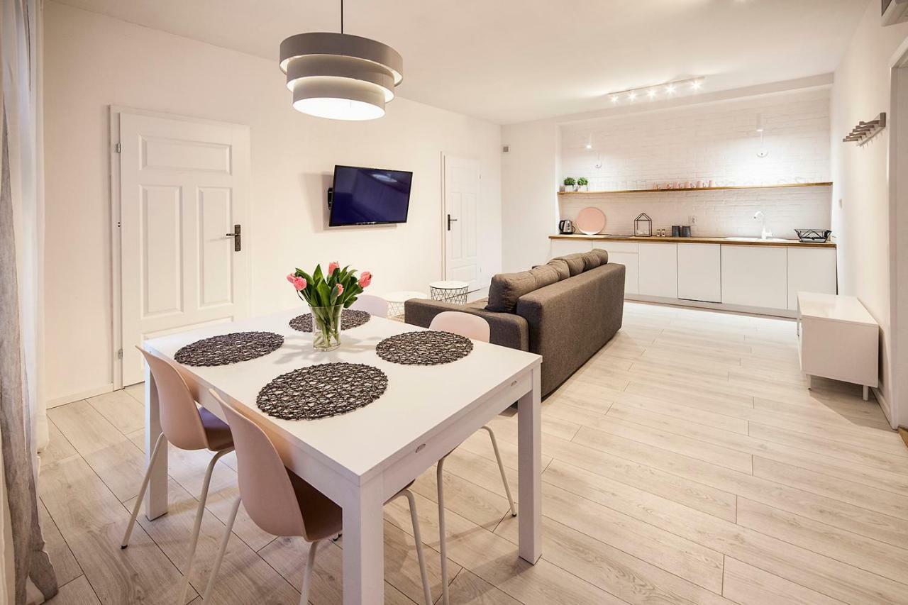 Apartamenty Torunskie Pod Krzywa Wieza Extérieur photo