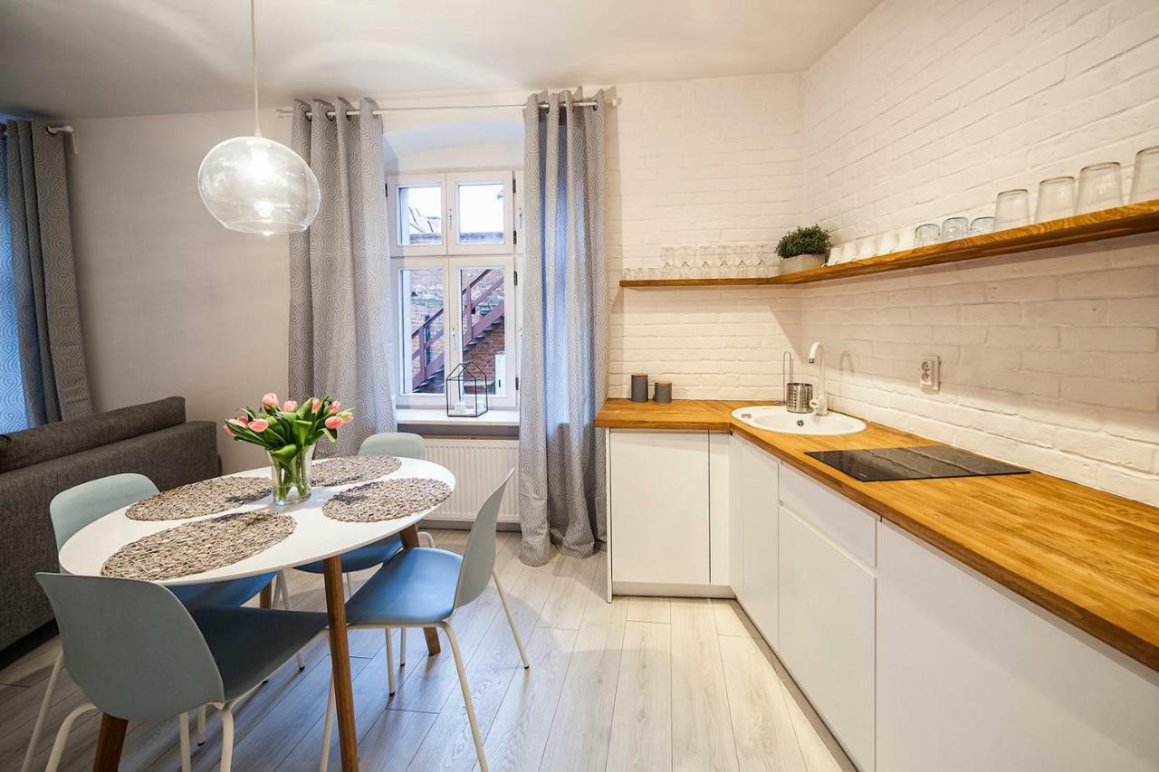 Apartamenty Torunskie Pod Krzywa Wieza Extérieur photo