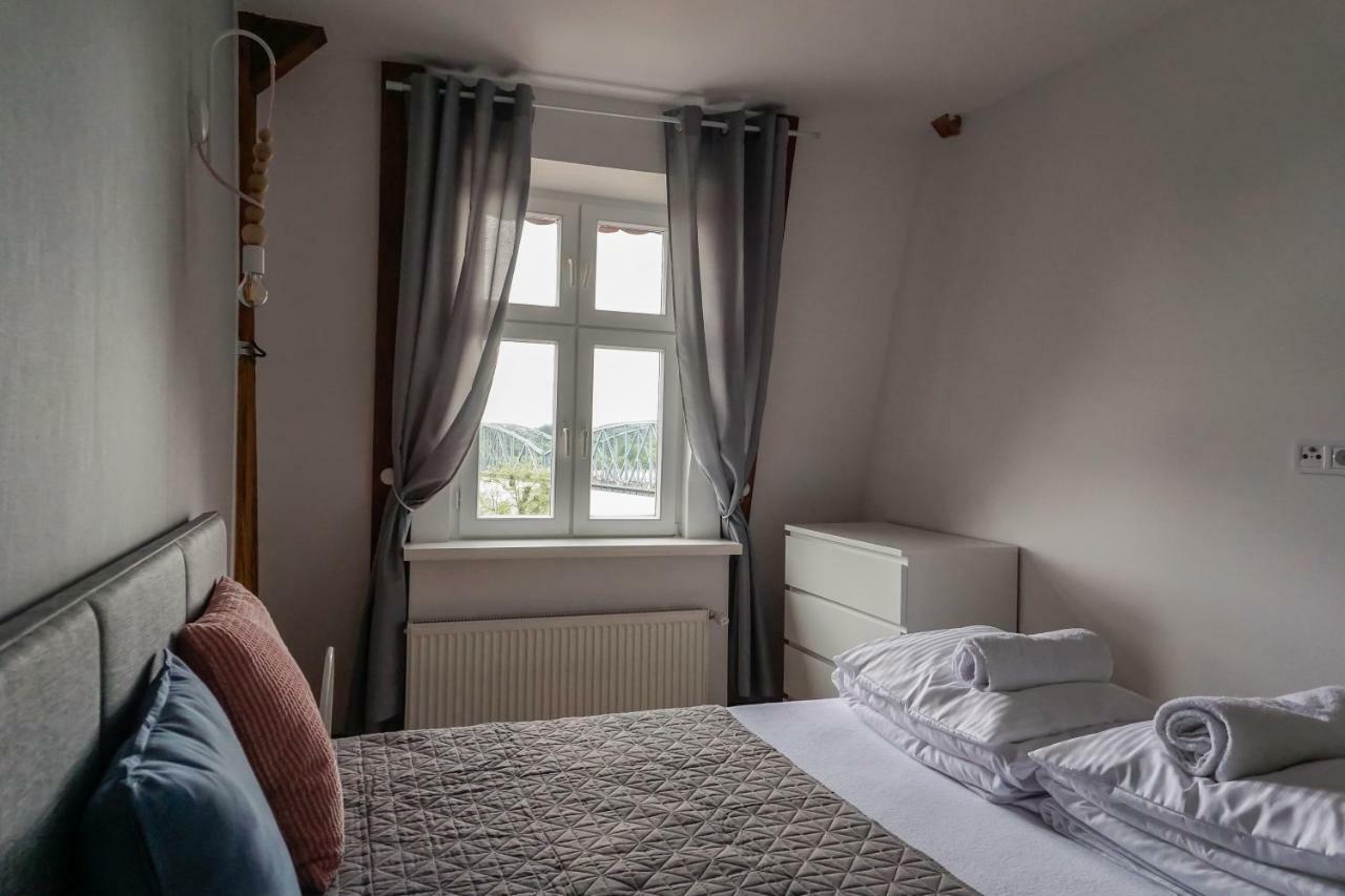 Apartamenty Torunskie Pod Krzywa Wieza Extérieur photo